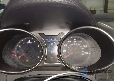 2016 Hyundai Veloster z USA, uszkodzony, nr VIN KMHTC6AD1GU283581